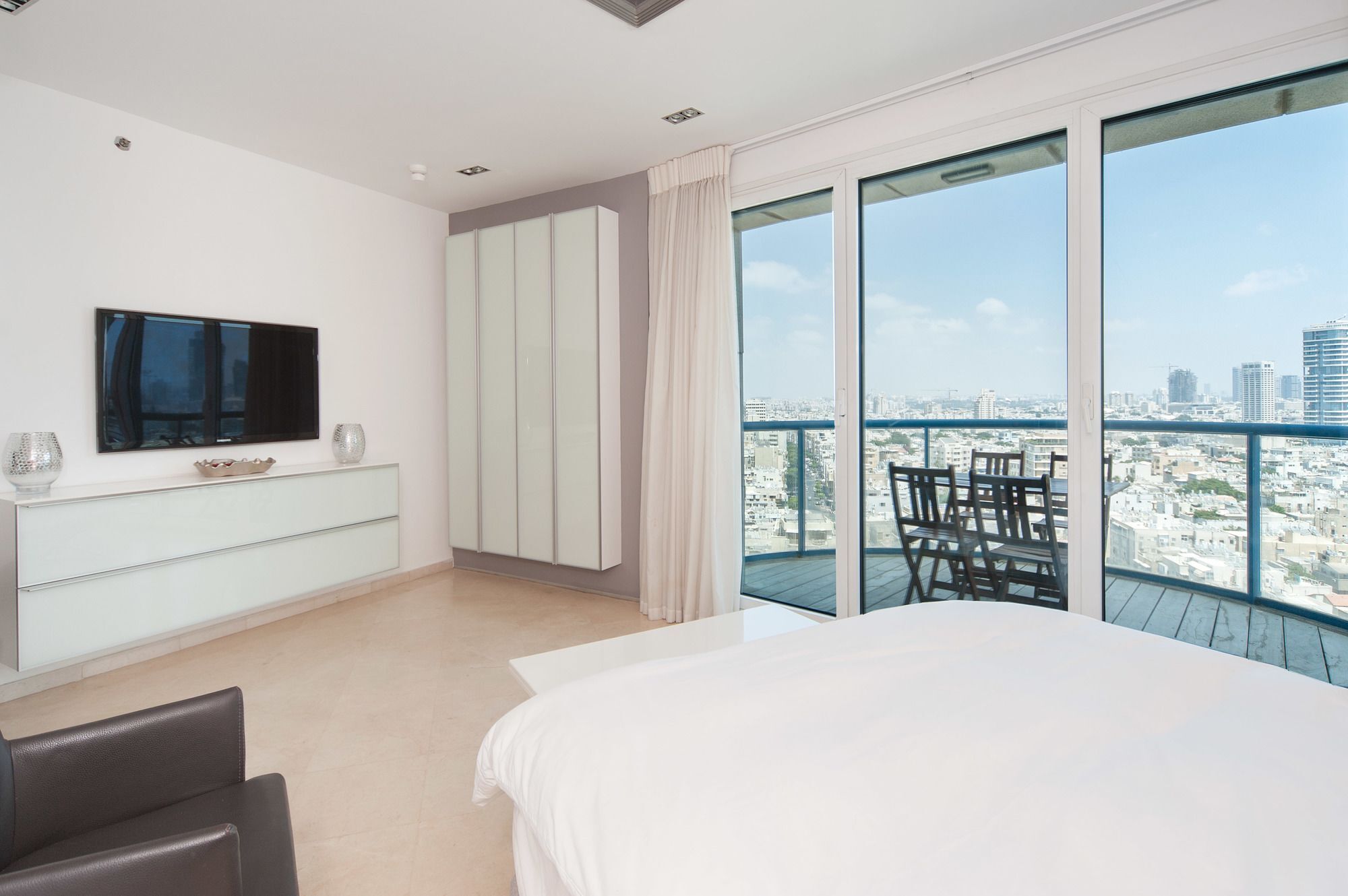 Excellent Beachfront Apt W/ Pool Access By Sea N' Rent Tel Aviv Exterior foto