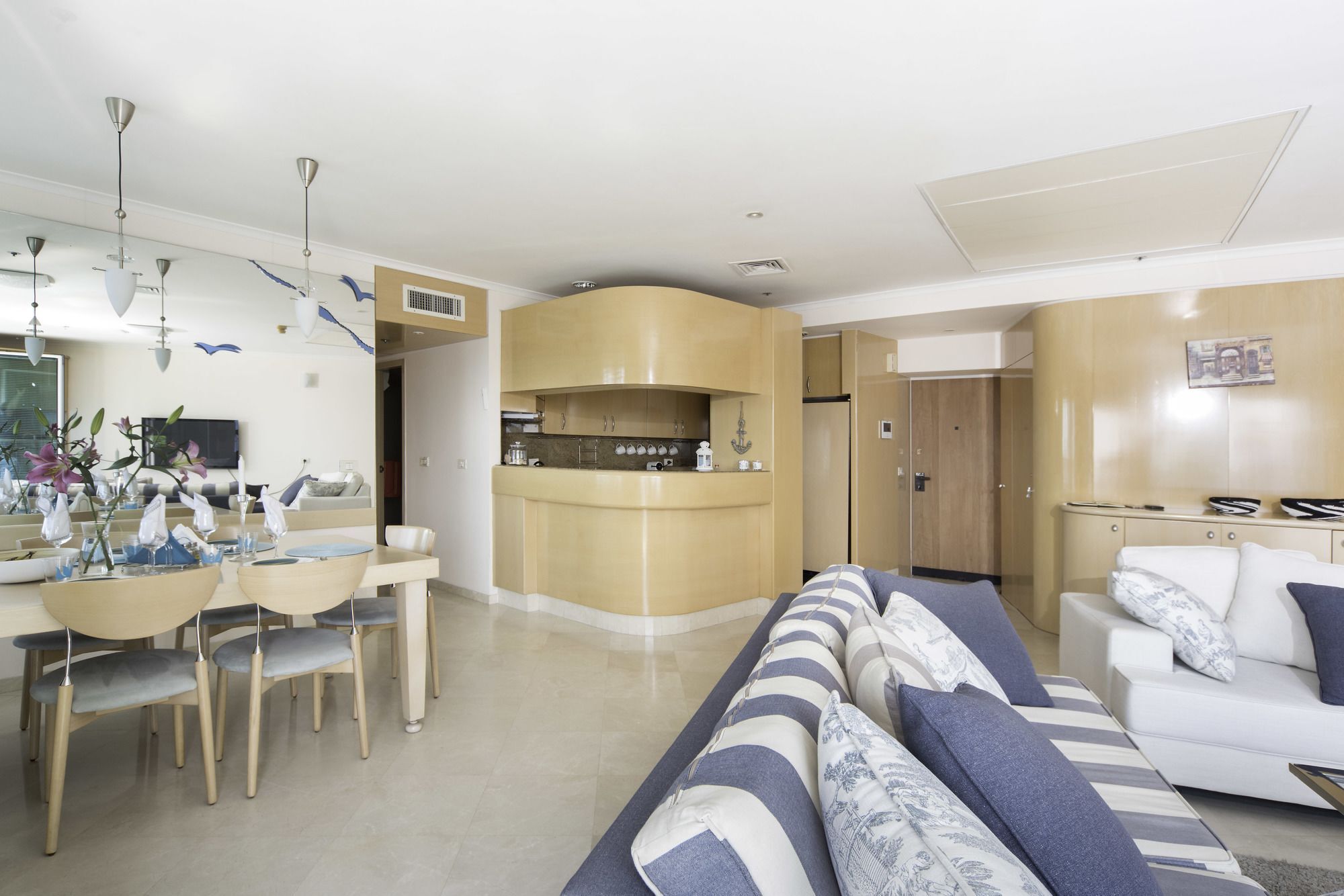 Excellent Beachfront Apt W/ Pool Access By Sea N' Rent Tel Aviv Exterior foto